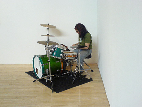 Ayin Es - drummer